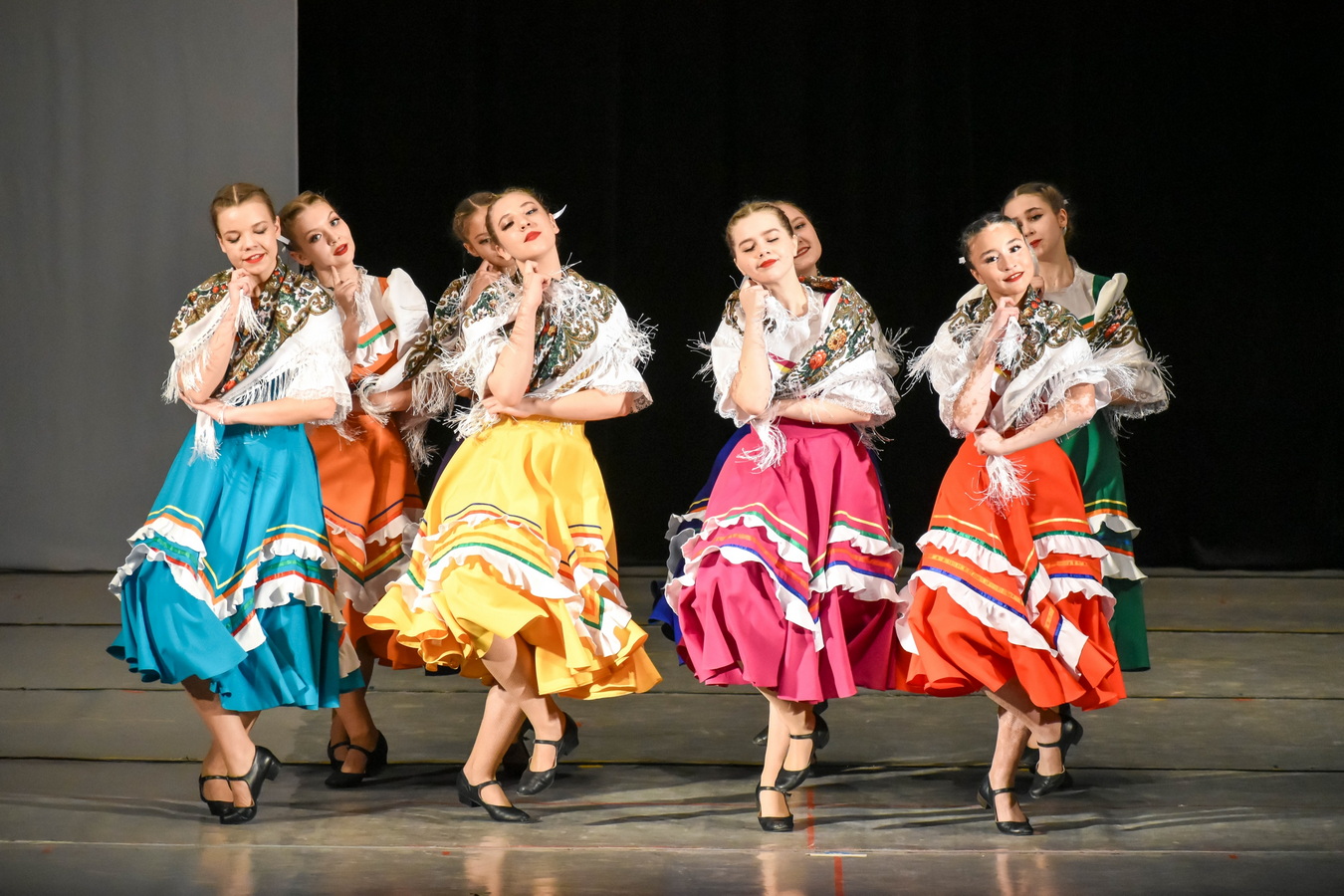 Международный творческий конкурс «Улыба Fest»