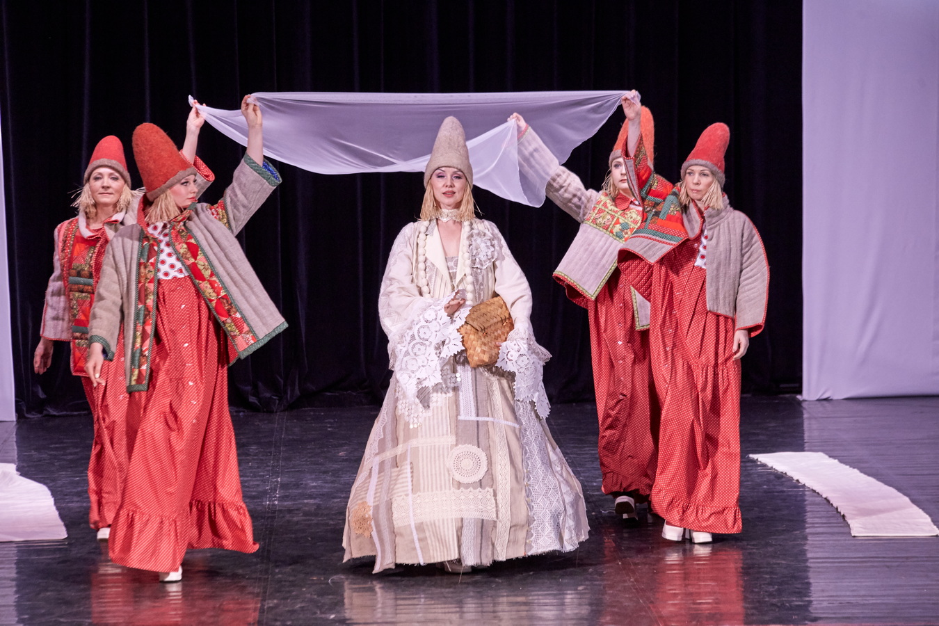 Международный конкурс театров моды и дизайна «АртМодА»